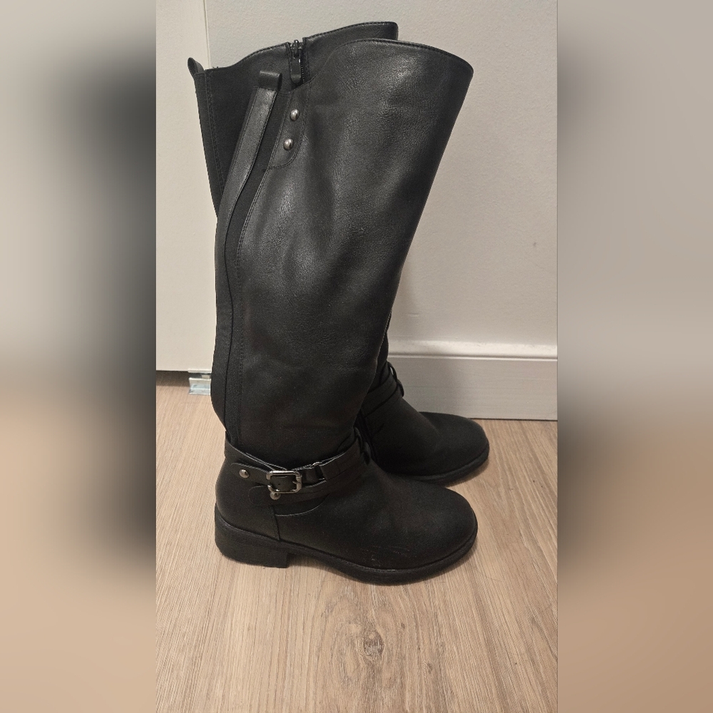 Women's black knee high boots size 7.5